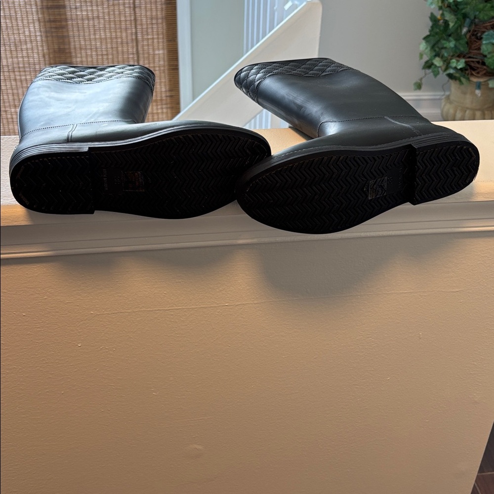 Dirty Laundry Black Quilted Winter Boots - Picture 3 of 5